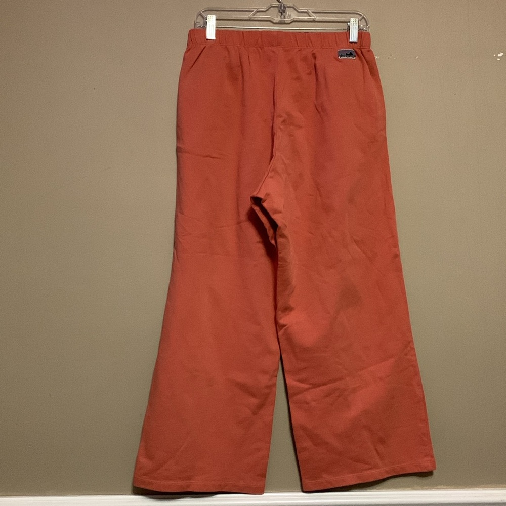 Patagonia Women’s Regenerative Coral Organic Cotton Essential Medium Pants Relax - Picture 2 of 15